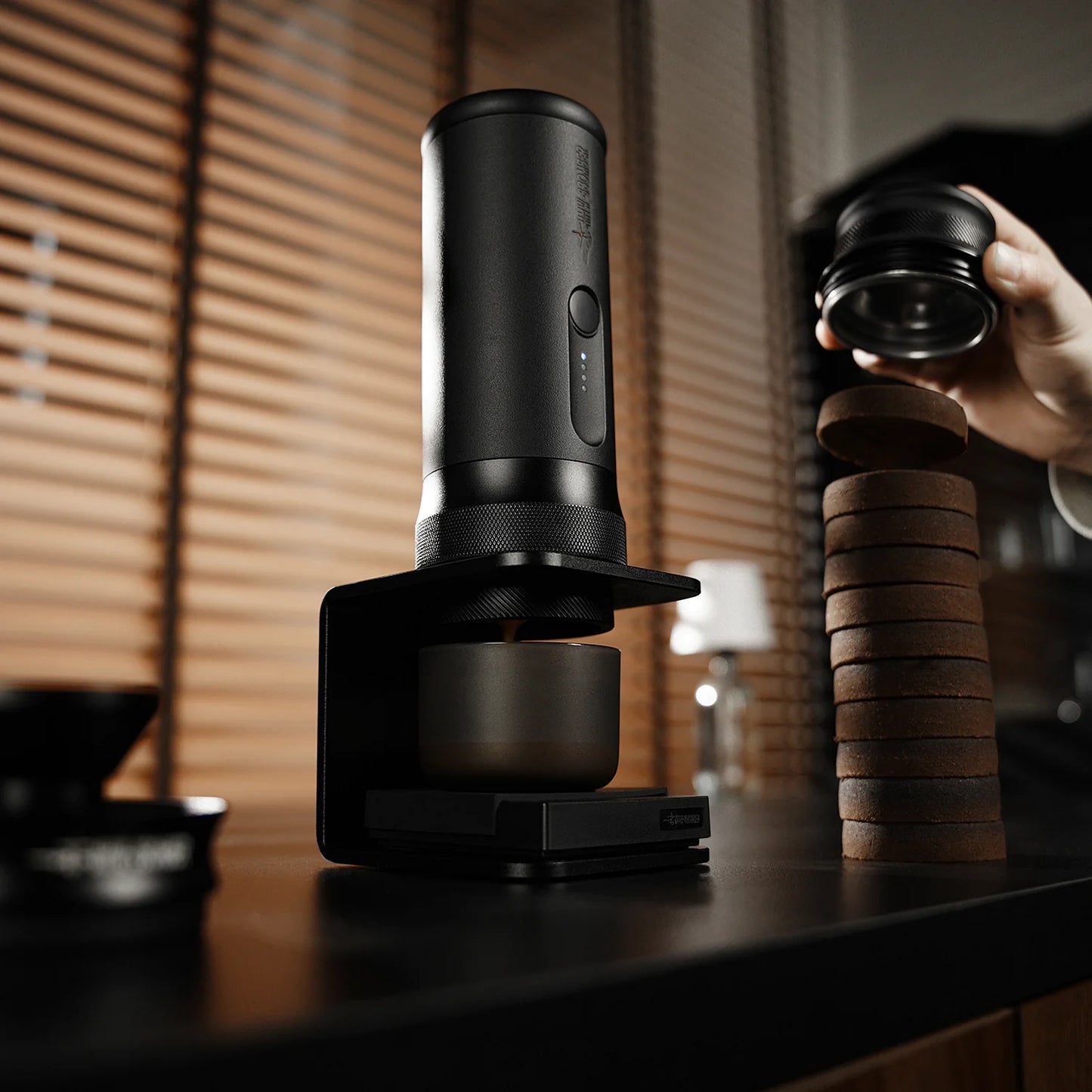 MHW-3BOMBER X-Press58 Portable Espresso Machine